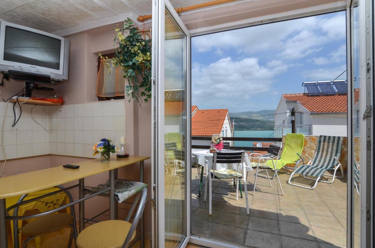 Apartmani Kate Trogir Exterior foto
